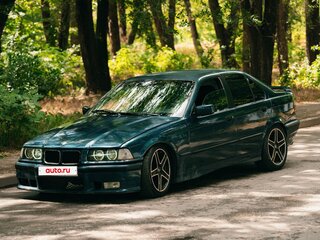 1992 BMW 3 серии 318i III (E36), зелёный, 400000 рублей, вид 1