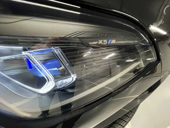 2021 BMW X5 M Competition III (F95), чёрный, 12000000 рублей - вид 7