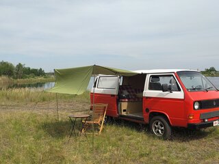 1986 Volkswagen Transporter 4-speed T3, красный, 670000 рублей, вид 4