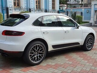 2018 Porsche Macan I, белый, 3850000 рублей, вид 3