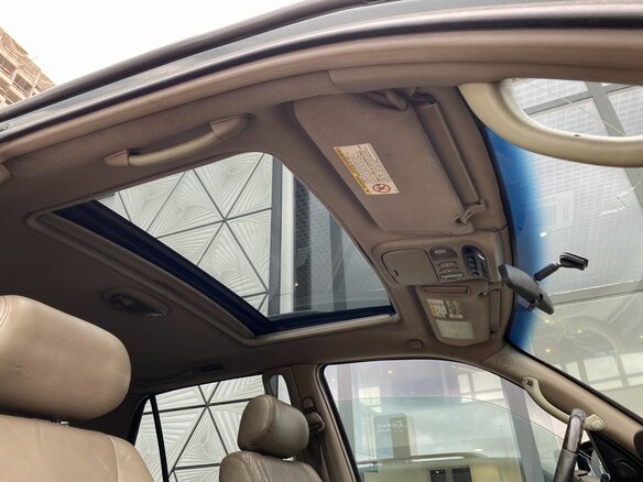 2001 Toyota Sequoia I, зелёный - вид 16
