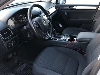 2012 Volkswagen Touareg II, серебристый, 2190000 рублей, вид 5