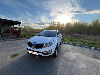 2011 Kia Sportage III, белый, 1350000 рублей, вид 2