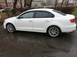 2015 Volkswagen Jetta VI Рестайлинг, белый, 1080000 рублей, вид 2