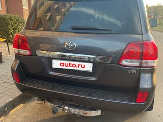 2011 Toyota Land Cruiser 200 Series, серый, 3500000 рублей, вид 2