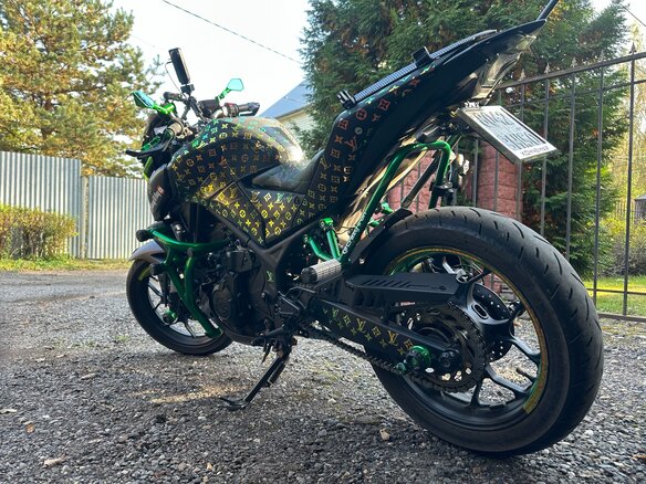 2021 Yamaha MT-03, синий, 966966 рублей