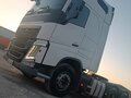 2016 Volvo FH, белый, 8600000 рублей - вид 8