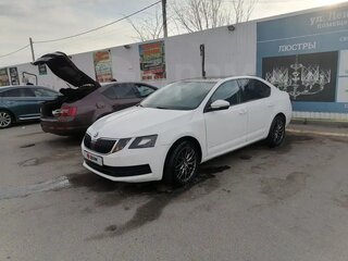 2016 Skoda Octavia III (A7), белый, 1000000 рублей, вид 1