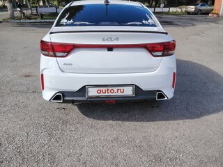 2021 Kia Rio IV Рестайлинг, белый, 1550000 рублей, вид 5
