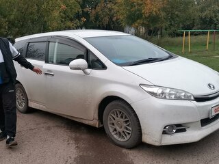 2016 Toyota Wish II Рестайлинг, белый, 1500000 рублей, вид 5