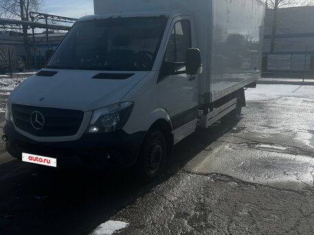 2013 Mercedes-Benz Фургон (4х2), белый, 2100000 рублей, вид 2