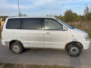 1998 Toyota Town Ace Noah III, белый, 400000 рублей, вид 3