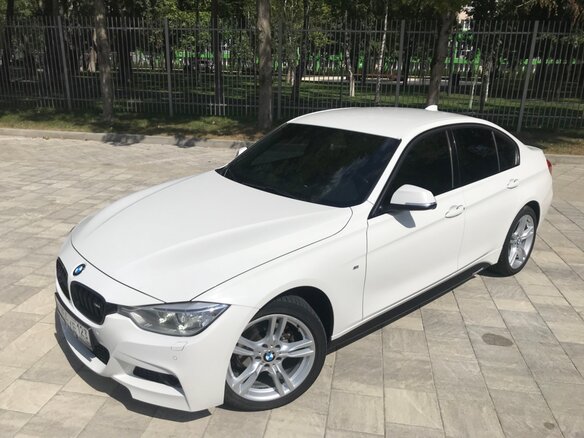 2014 BMW 3 серии 320i xDrive VI (F3x), белый, 2500000 рублей - вид 2