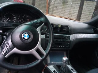 2001 BMW 3 серии Compact 325i IV (E46) Рестайлинг, чёрный, 1500000 рублей, вид 2