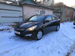 2015 Hyundai Solaris I Рестайлинг, чёрный, 640000 рублей, вид 1