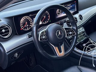 2018 Mercedes-Benz E-Класс 200 V (W213, S213, C238), чёрный, 2200000 рублей, вид 3