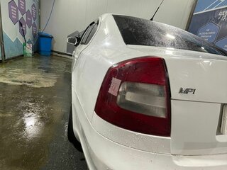 2011 Skoda Octavia II (A5) Рестайлинг, белый, 545000 рублей, вид 1