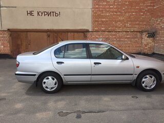 1998 Nissan Primera II (P11), серебристый, 350000 рублей, вид 1