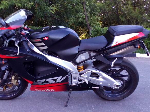 2002 Aprilia RSV Mille, чёрный - вид 5