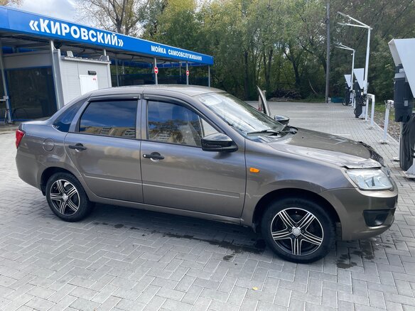 2015 Lada (ВАЗ) Granta I, коричневый - вид 9