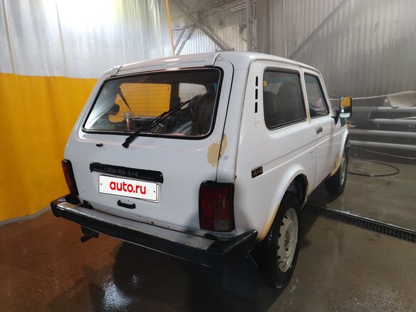2009 Lada (ВАЗ) 2121 (4x4) I Рестайлинг, белый, 300000 рублей