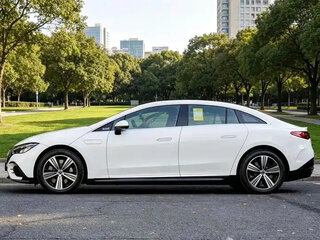 2026 Mercedes-Benz EQE 500, белый, 5700205 рублей, вид 3