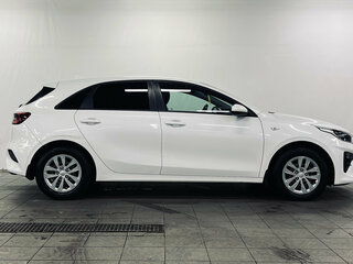 2018 Kia Ceed III, белый, 1400000 рублей, вид 3