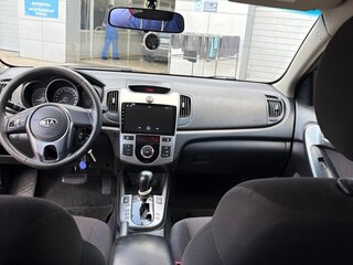 2010 Kia Cerato 4-speed II, чёрный, 580000 рублей, вид 5