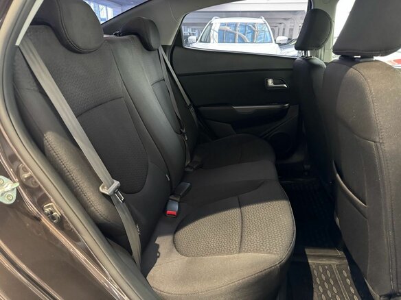 2015 Kia Rio III Рестайлинг, коричневый, 1165000 рублей - вид 25