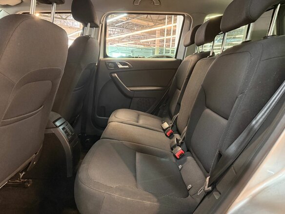 2012 Skoda Yeti I, серебристый - вид 16