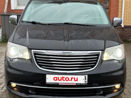 2014 Chrysler Voyager Grand V Рестайлинг, чёрный, 1900000 рублей, вид 2