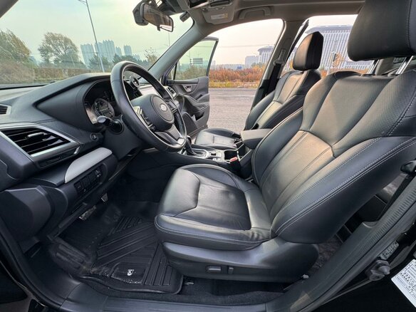 2023 Subaru Forester V Рестайлинг, чёрный, 2510000 рублей - вид 9
