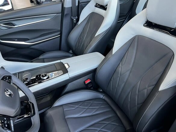 2024 Changan CS75 Plus III, серый, 4029900 рублей - вид 11
