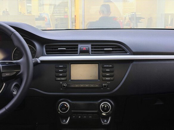 2018 Kia Rio IV, серый, 1470000 рублей - вид 14