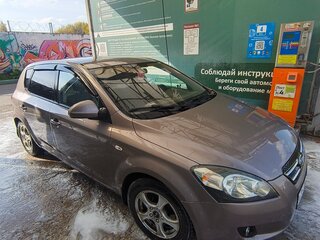 2008 Kia Ceed I, бежевый, 400000 рублей, вид 3