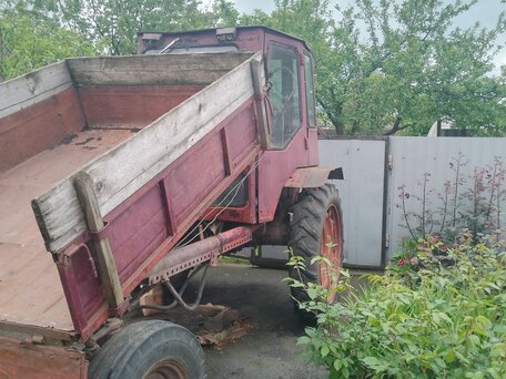1985 ХТЗ Т-16, красный, 170000 рублей, вид 3