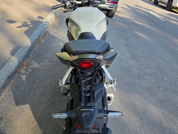 2025 Honda CB 650R, серый, 1600000 рублей - вид 17