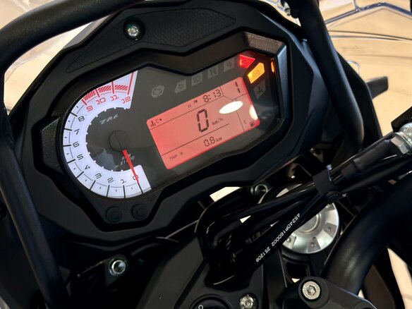 2026 Benelli TRK 502 X, белый, 659000 рублей - вид 11