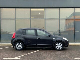 2012 Renault Sandero I, чёрный, 399000 рублей, вид 3