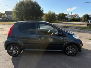 2008 Peugeot 107 I, серый, 395000 рублей, вид 4