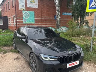 2020 BMW 5 серии 520d VII (G30/G31/G38) Рестайлинг, чёрный, 3000000 рублей, вид 4