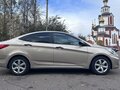 2011 Hyundai Solaris I, бежевый, 637000 рублей - вид 4