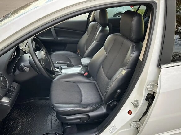 2010 Mazda 6 II (GH) Рестайлинг, белый, 985000 рублей - вид 9