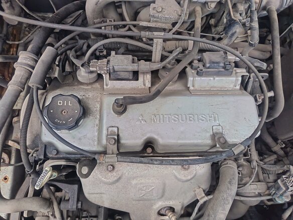 2003 Mitsubishi Lancer Cedia IX, белый, 350000 рублей - вид 29