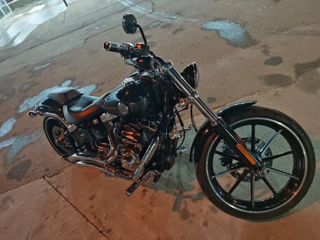 2014 Harley-Davidson Breakout, чёрный, 1900000 рублей, вид 2