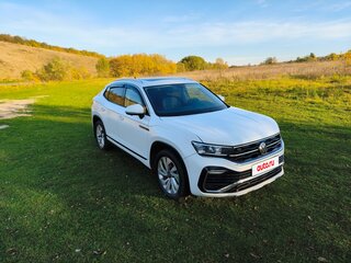 2021 Volkswagen Tayron I, белый, 2950000 рублей, вид 2