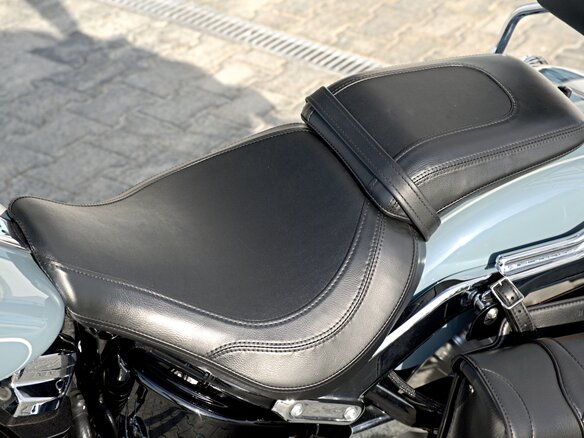 2024 Harley-Davidson Fat Boy, серый, 2300000 рублей - вид 13
