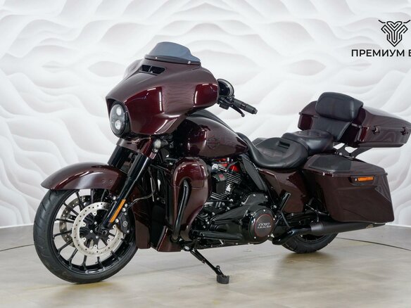 2018 Harley-Davidson CVO Street Glide, красный, 2599000 рублей - вид 2