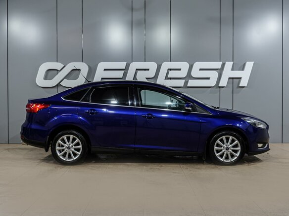 2015 Ford Focus III Рестайлинг, синий, 1149000 рублей - вид 4