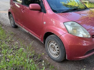 2005 Toyota Passo I (C10), красный, 220000 рублей, вид 4